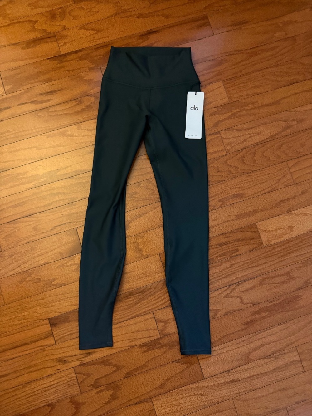 Dark Green alo Airlift Legging